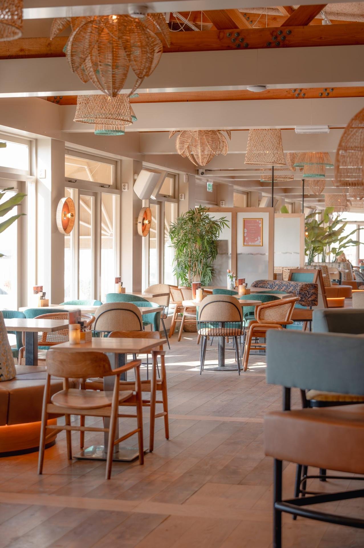 Familielunch met uitzicht op zee bij Zeezicht